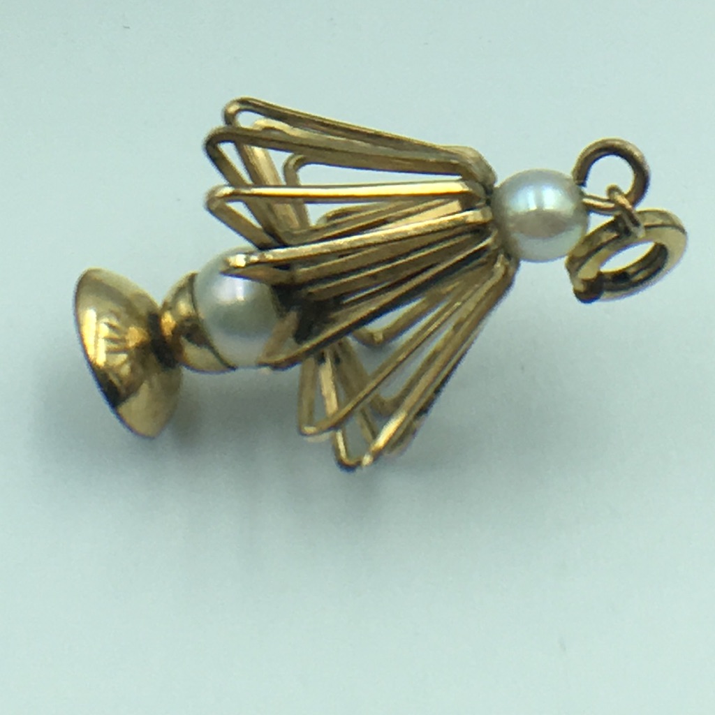 Vintage Charm Gold Plated With Pearls